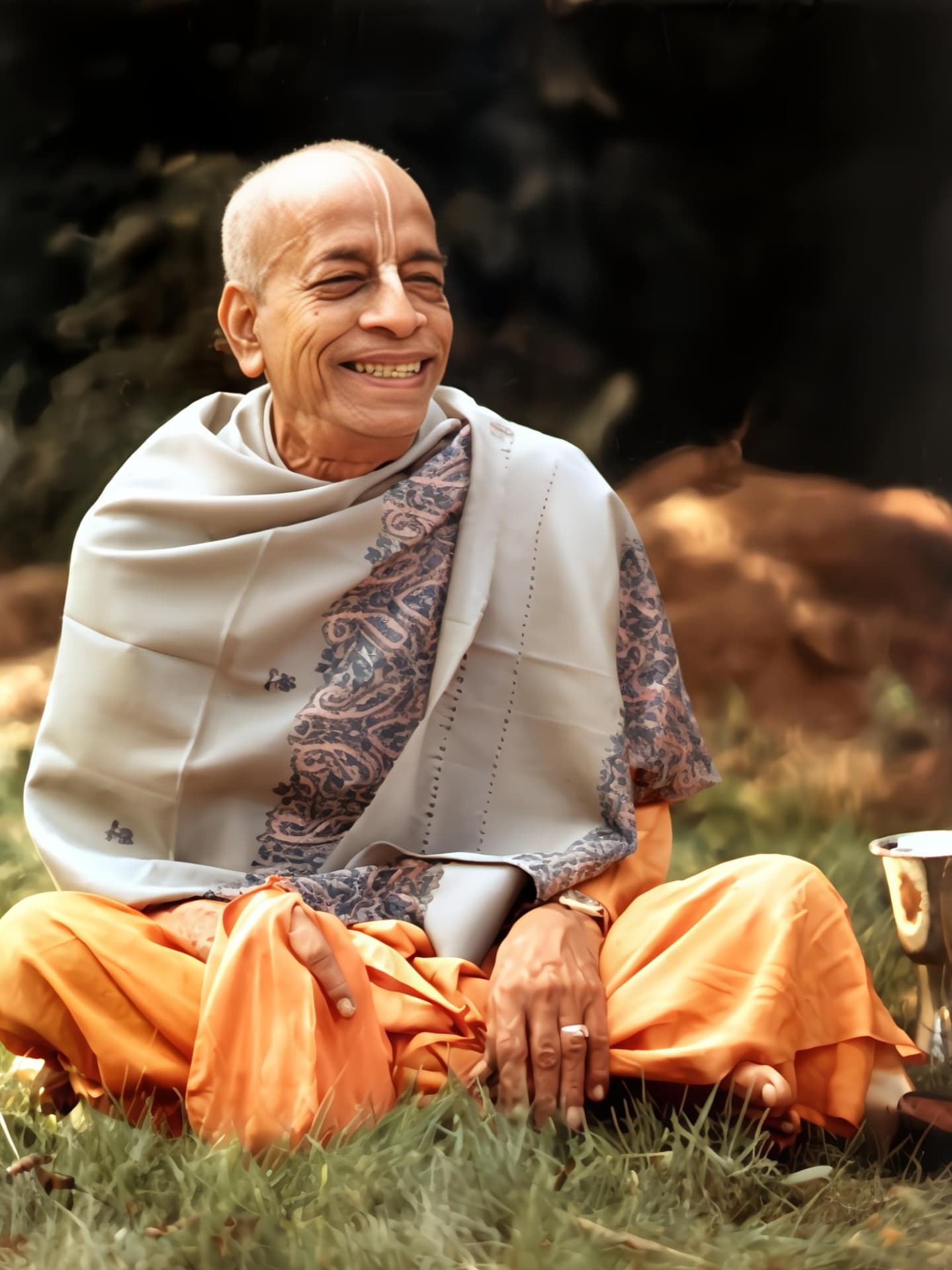 Prabhupada Verse Vault - A comprehensive digital library for accessing and studying sacred Vedic literature, featuring interactive Sanskrit word discovery.